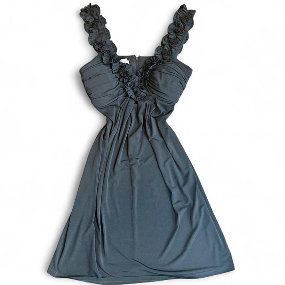 Little black dress - Picture 5 of 8